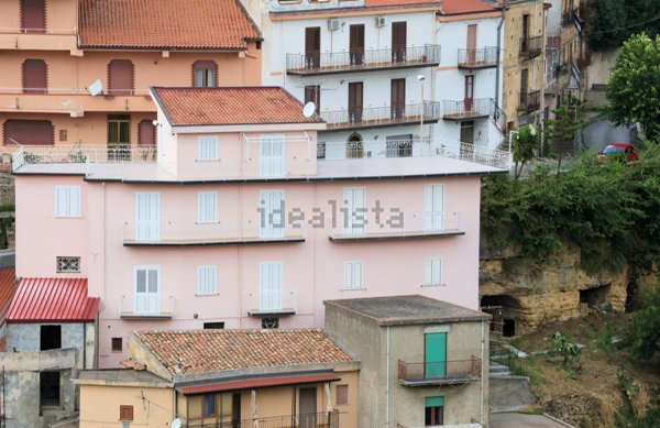 casa indipendente in vendita a Cesarò