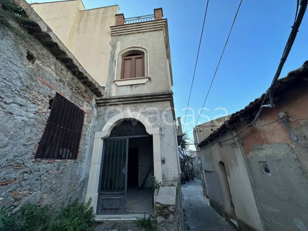 casa indipendente in vendita a Condrò