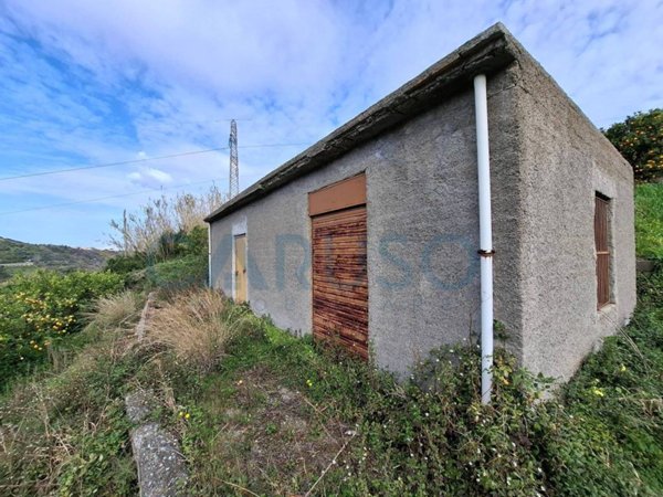 terreno agricolo in vendita a Condrò