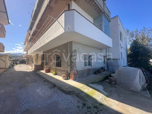 appartamento in vendita a Falcone