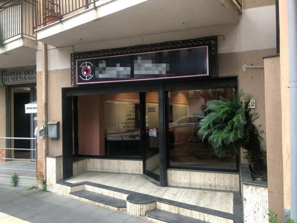 quadrivano in vendita a Falcone