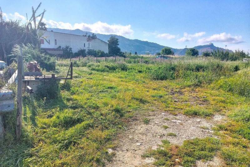 terreno agricolo in vendita a Falcone