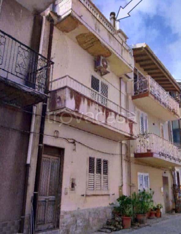 appartamento in vendita a Falcone