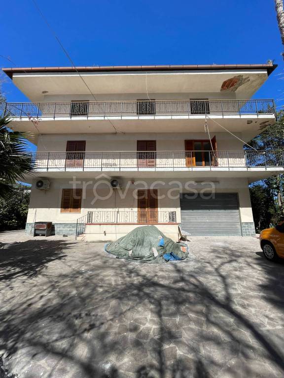 appartamento in vendita a Falcone