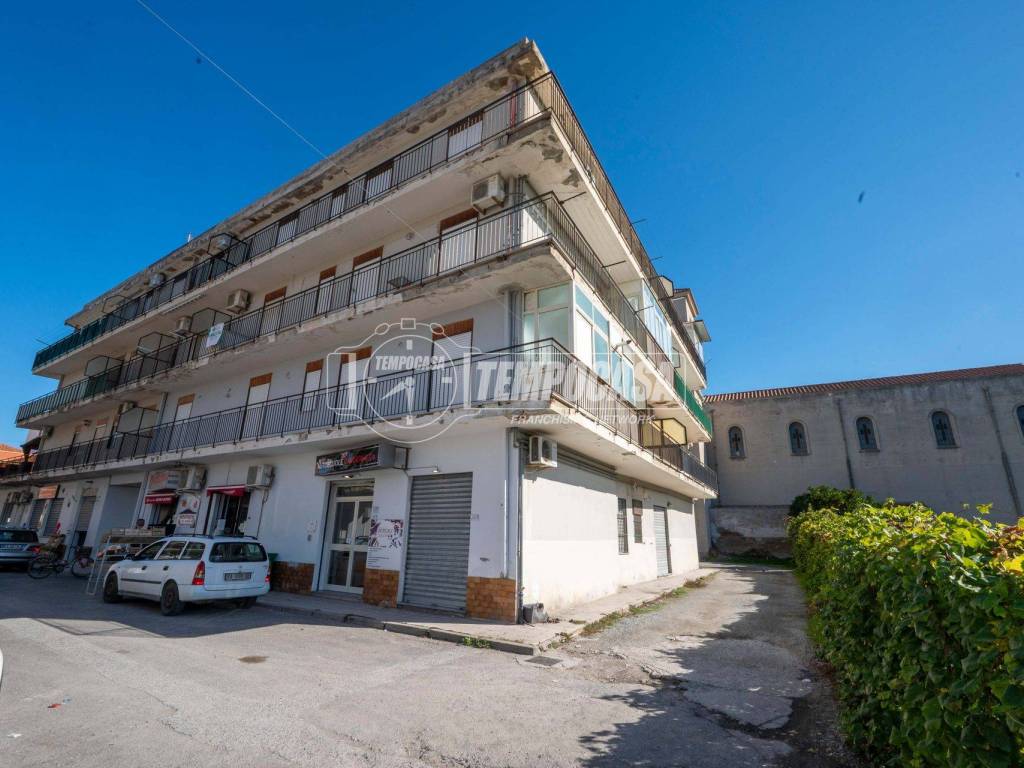 appartamento in vendita a Falcone