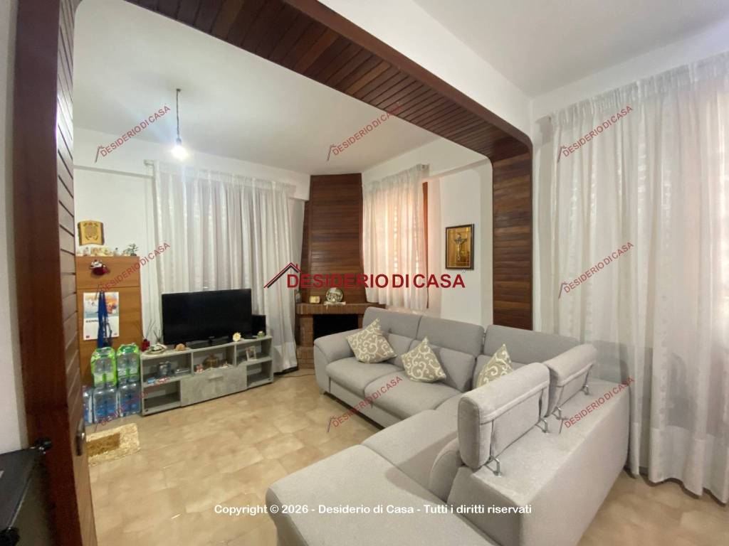 casa indipendente in vendita a Falcone