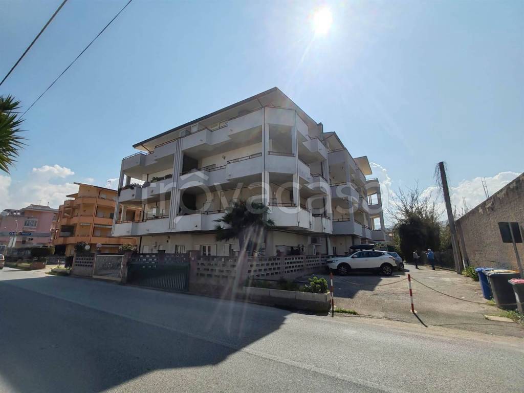 appartamento in vendita a Falcone