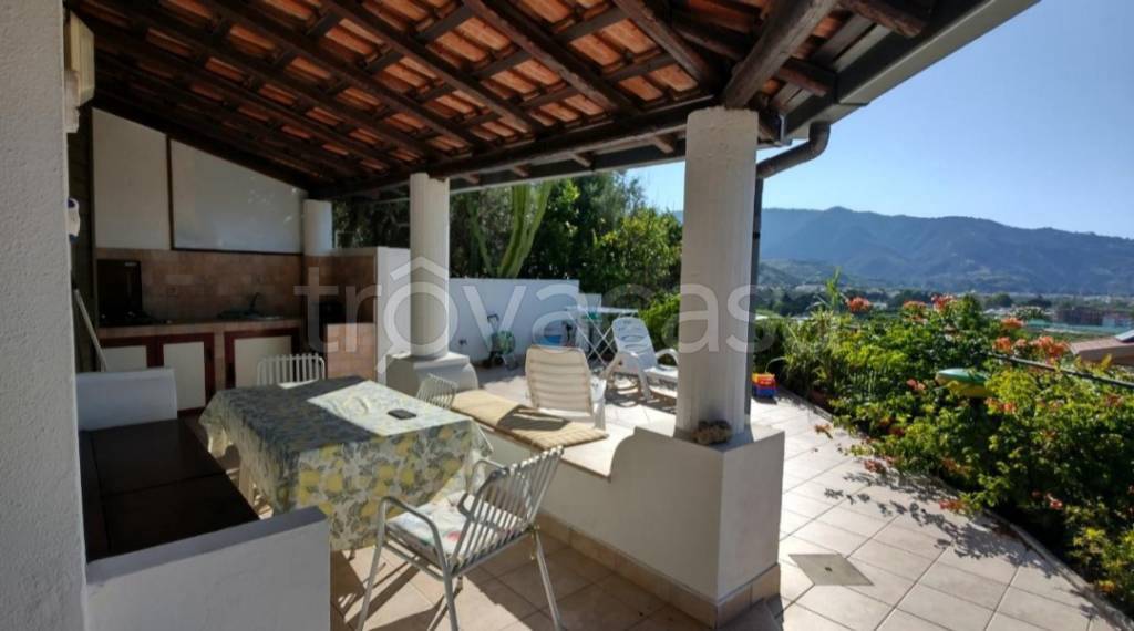 casa indipendente in vendita a Falcone