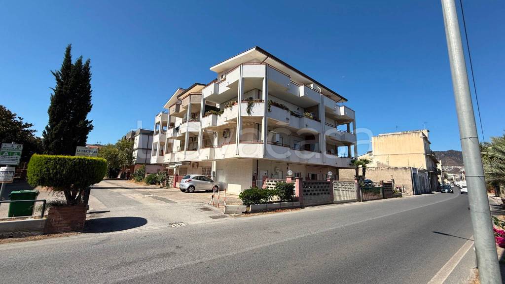 appartamento in vendita a Falcone