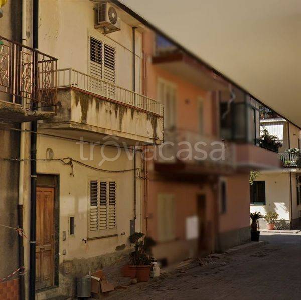 casa indipendente in vendita a Falcone