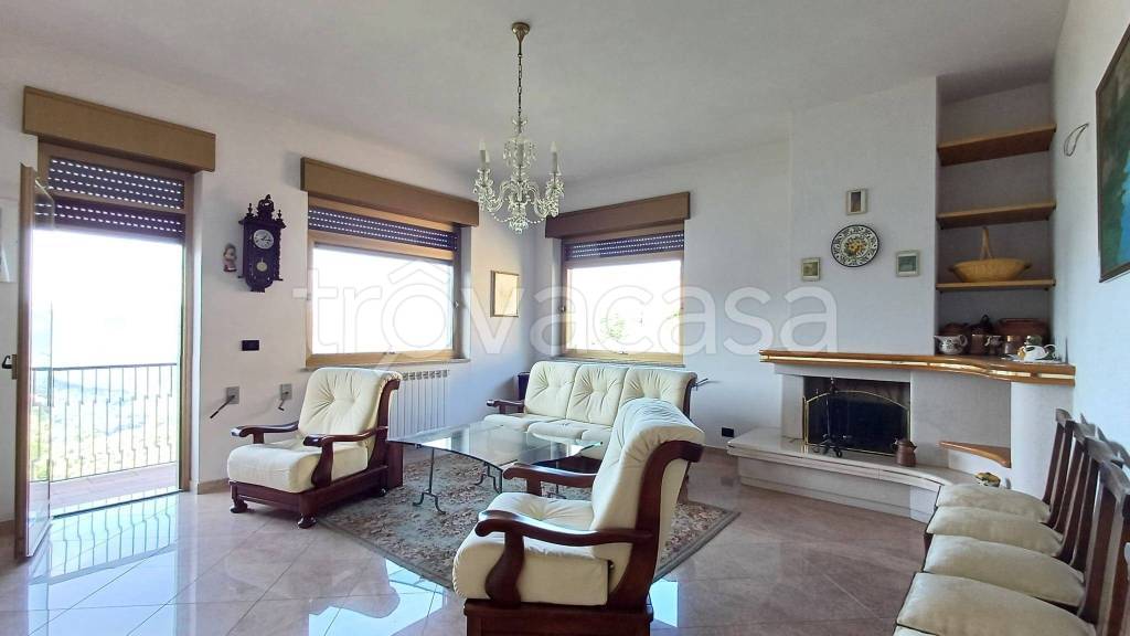 casa indipendente in vendita a Ficarra