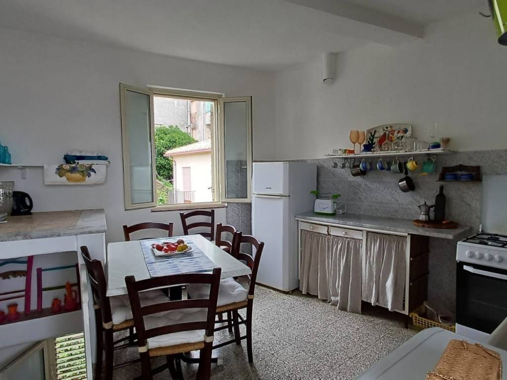 casa indipendente in vendita a Ficarra