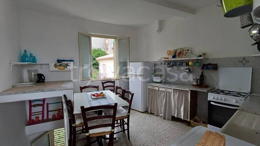 casa indipendente in vendita a Ficarra