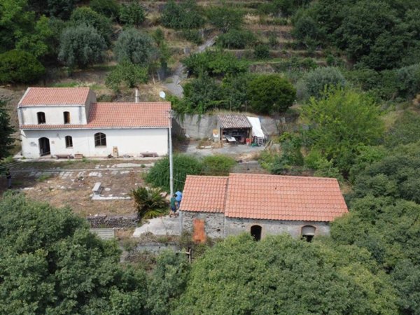 casale in vendita a Fiumedinisi