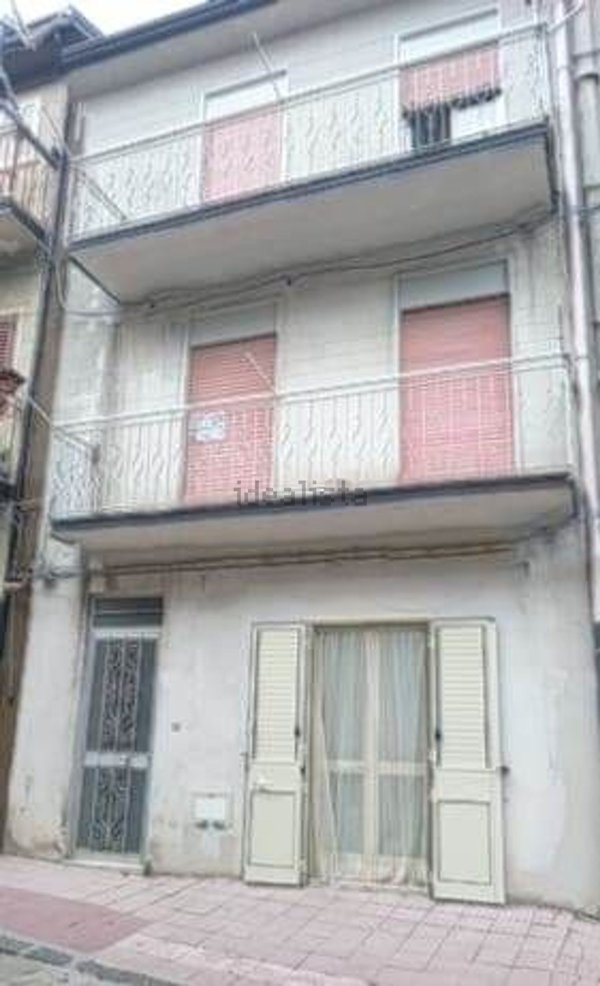 casa indipendente in vendita a Floresta