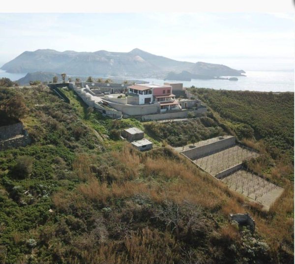 casa indipendente in vendita a Fondachelli-Fantina