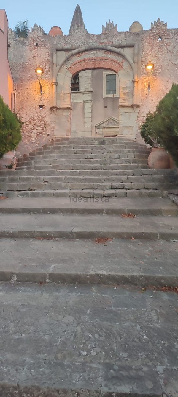 casa indipendente in vendita a Forza d'Agrò