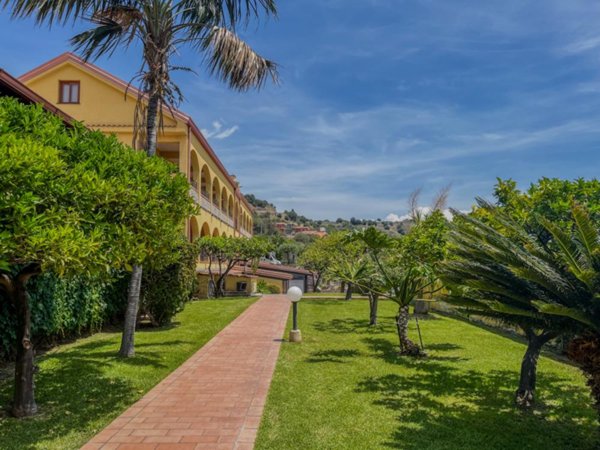 villetta a schiera in vendita a Forza d'Agrò