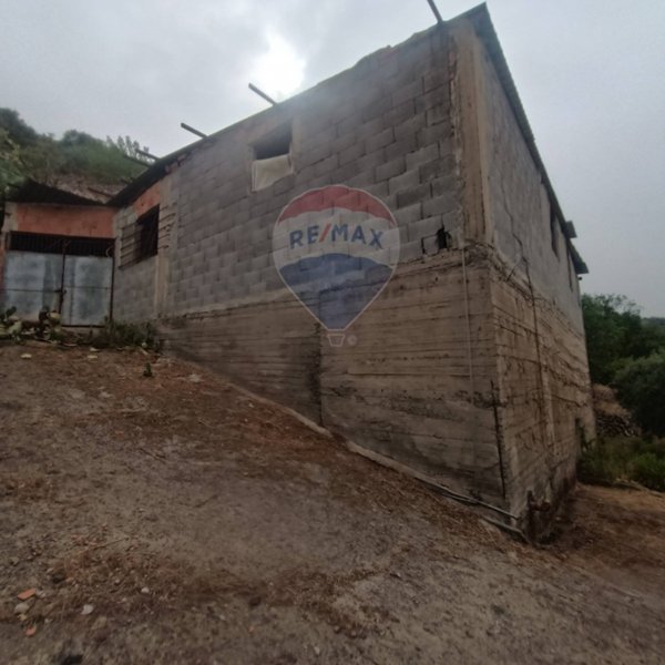 casa indipendente in vendita a Forza d'Agrò