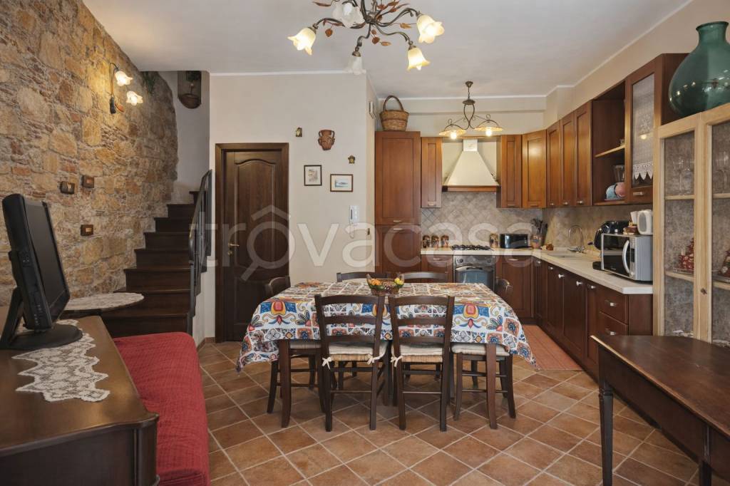 casa indipendente in vendita a Forza d'Agrò