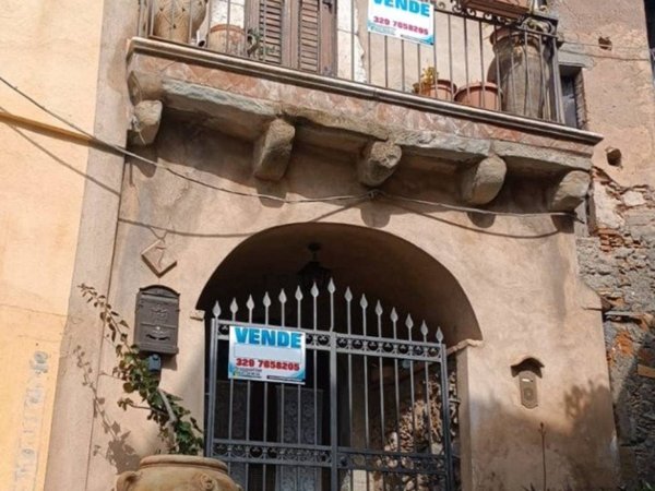 casa indipendente in vendita a Forza d'Agrò