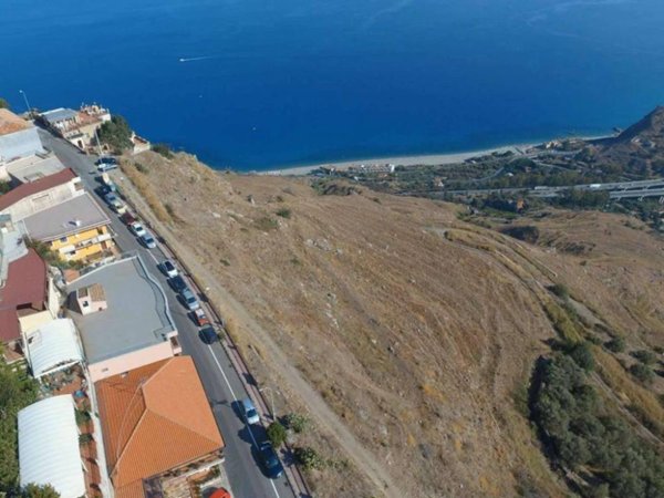 terreno edificabile in vendita a Forza d'Agrò