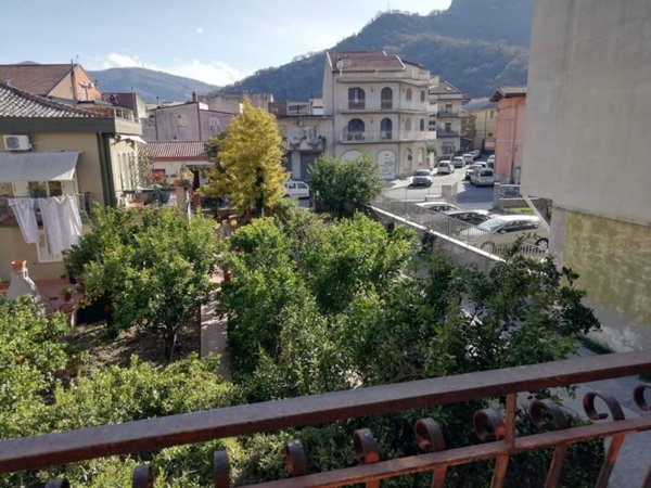 appartamento in vendita a Francavilla di Sicilia