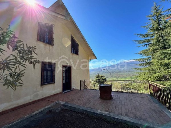 casa indipendente in vendita a Francavilla di Sicilia