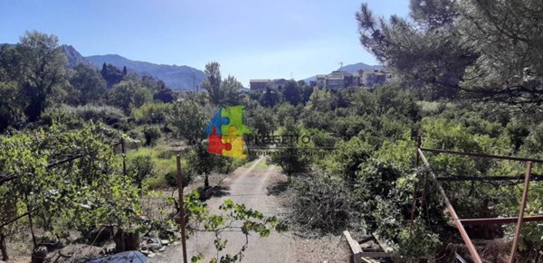 terreno agricolo in vendita a Francavilla di Sicilia