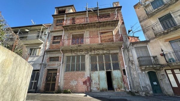 casa indipendente in vendita a Francavilla di Sicilia