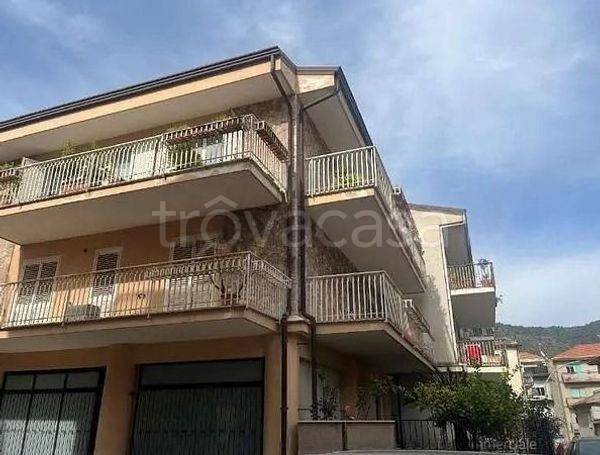 appartamento in vendita a Francavilla di Sicilia