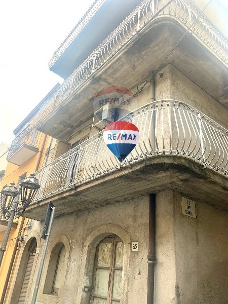 casa indipendente in vendita a Francavilla di Sicilia