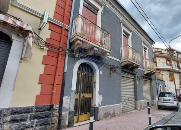 casa indipendente in vendita a Francavilla di Sicilia