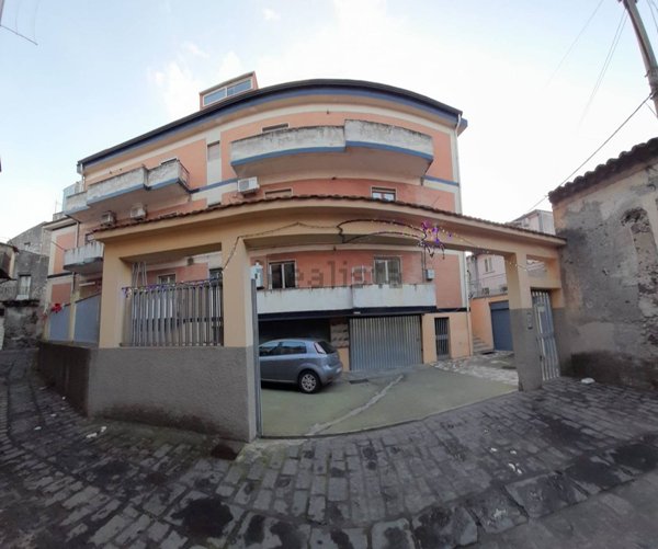 appartamento in vendita a Francavilla di Sicilia