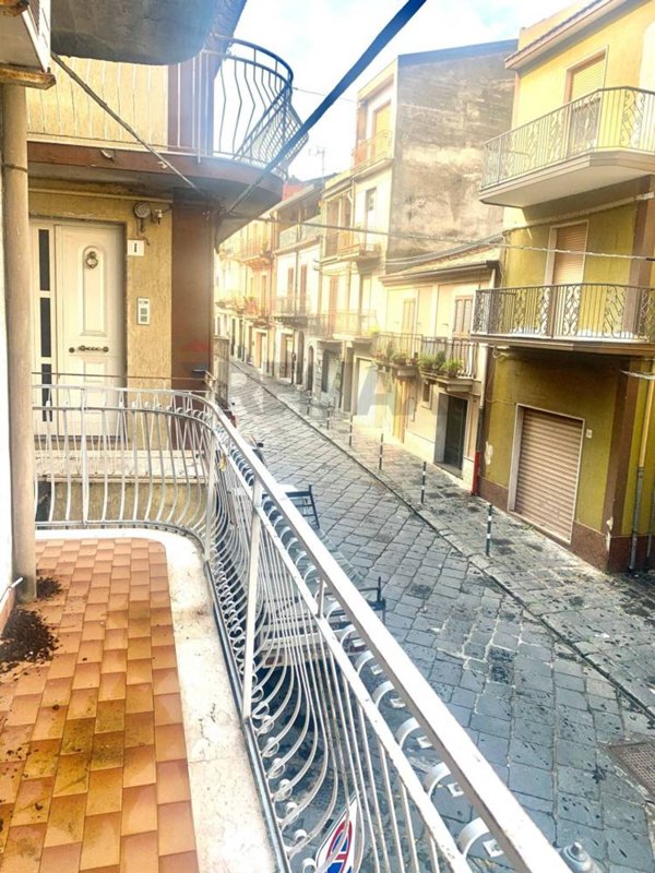 casa indipendente in vendita a Francavilla di Sicilia