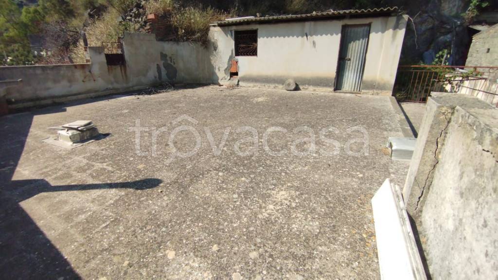 casa indipendente in vendita a Furci Siculo in zona Calcare