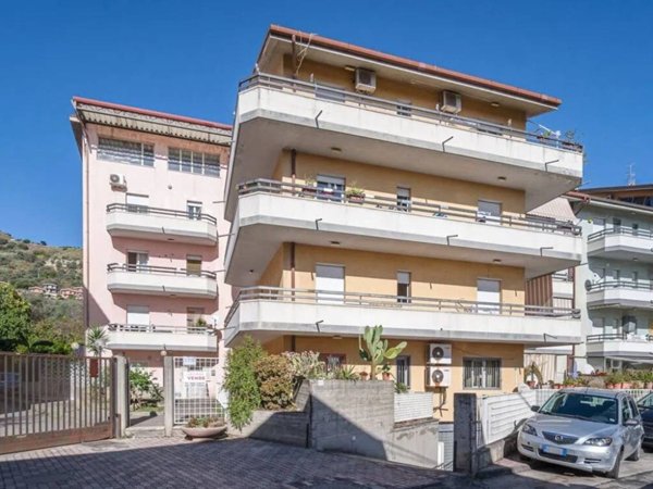 appartamento in vendita a Furci Siculo