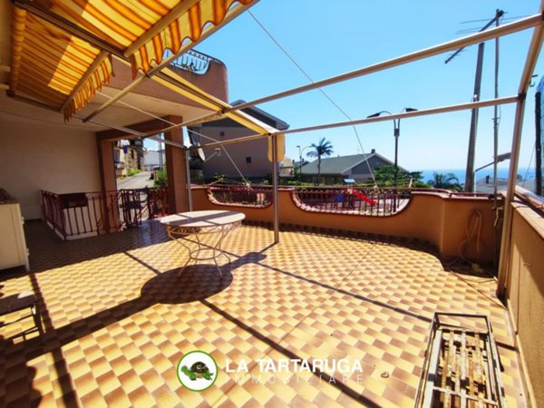 casa indipendente in vendita a Furci Siculo in zona Grotte