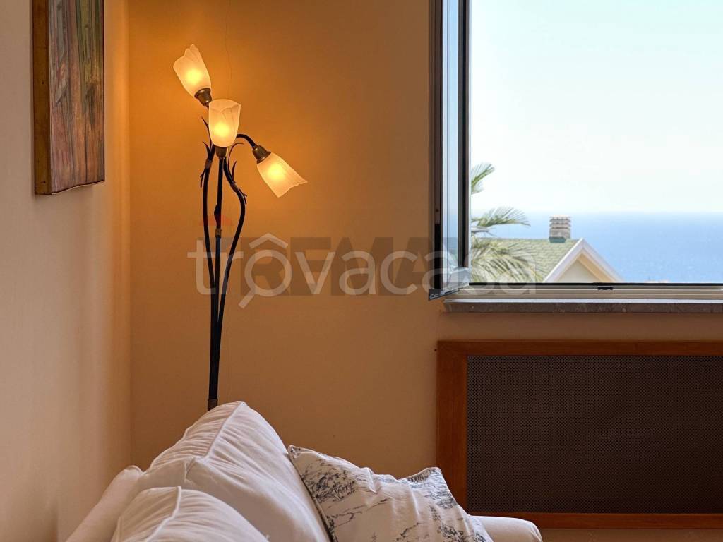 appartamento in vendita a Furci Siculo in zona Grotte