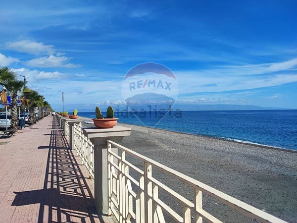 casa indipendente in vendita a Furci Siculo