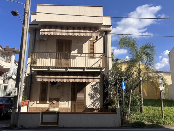 casa indipendente in vendita a Furnari in zona Tonnarella