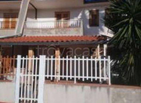 casa indipendente in vendita a Furnari
