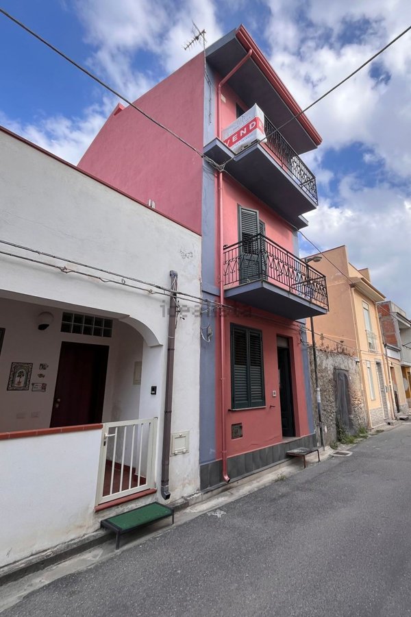 casa indipendente in vendita a Furnari in zona Tonnarella