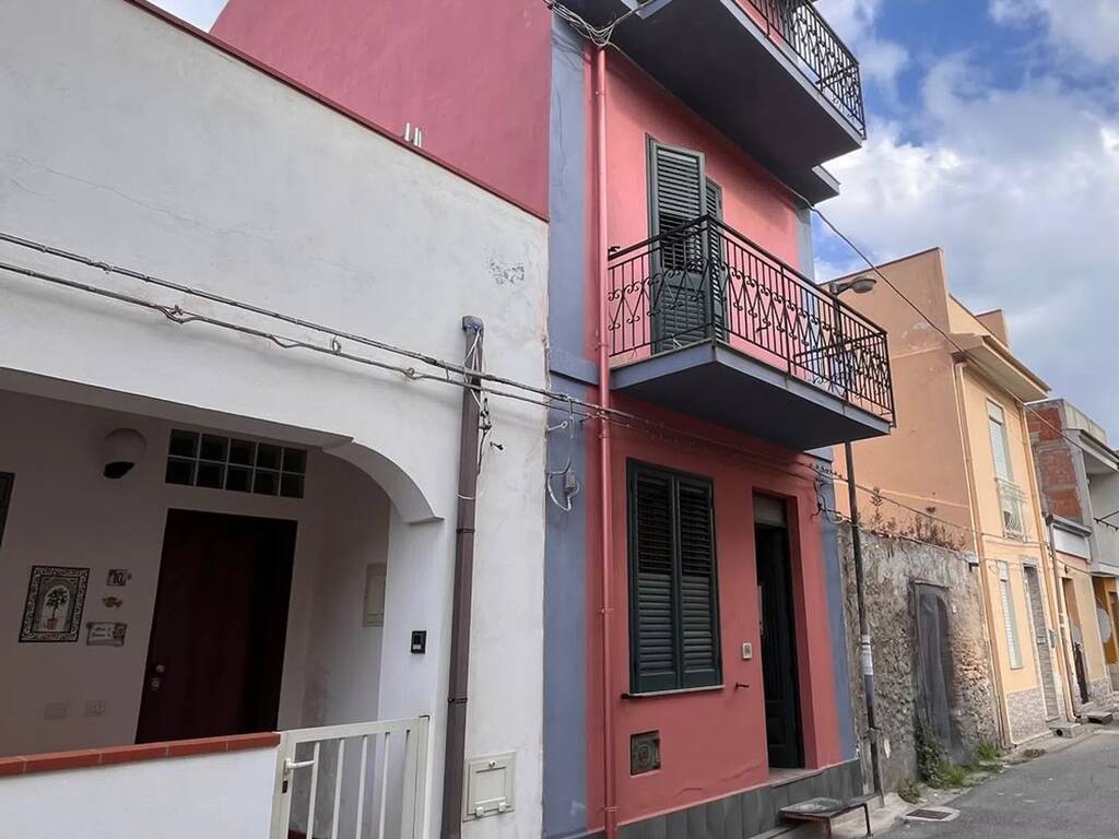 casa indipendente in vendita a Furnari in zona Tonnarella
