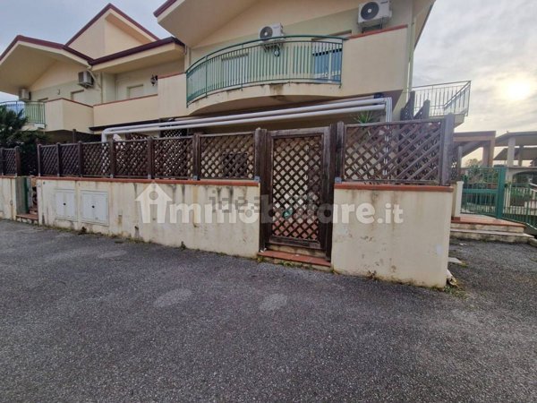 appartamento in vendita a Furnari in zona Tonnarella
