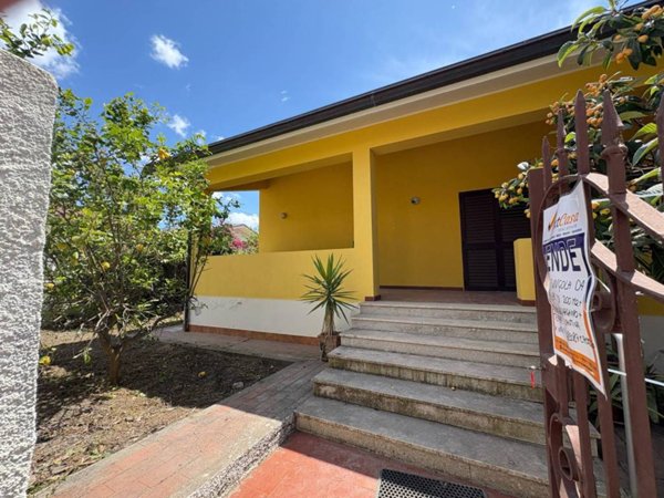 casa indipendente in vendita a Furnari in zona Tonnarella