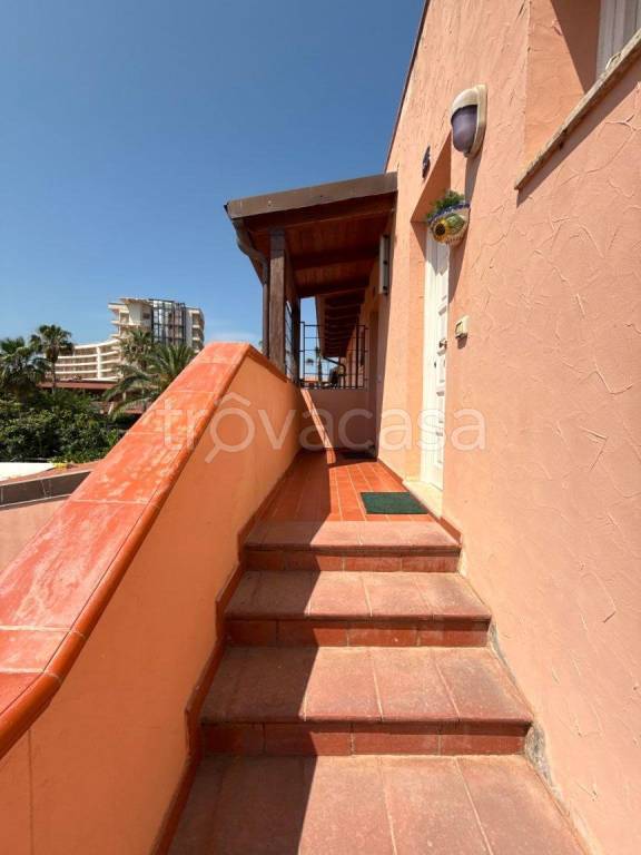 appartamento in vendita a Furnari in zona Portorosa