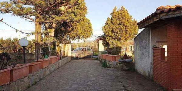 casa indipendente in vendita a Furnari