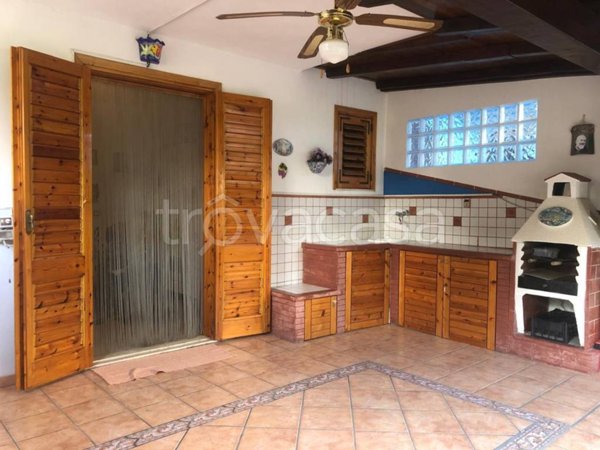 casa indipendente in vendita a Furnari