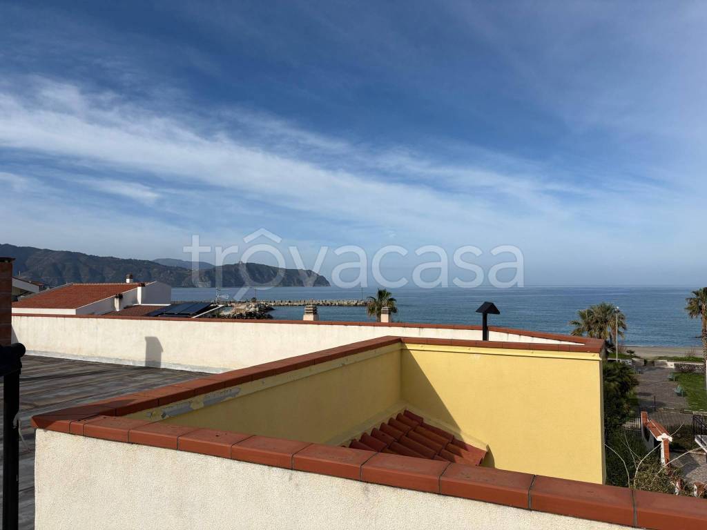 appartamento in vendita a Furnari in zona Tonnarella